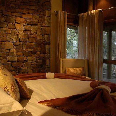 Buffalo Ridge Safari Lodge Madikwe Game Reserve Exterior photo